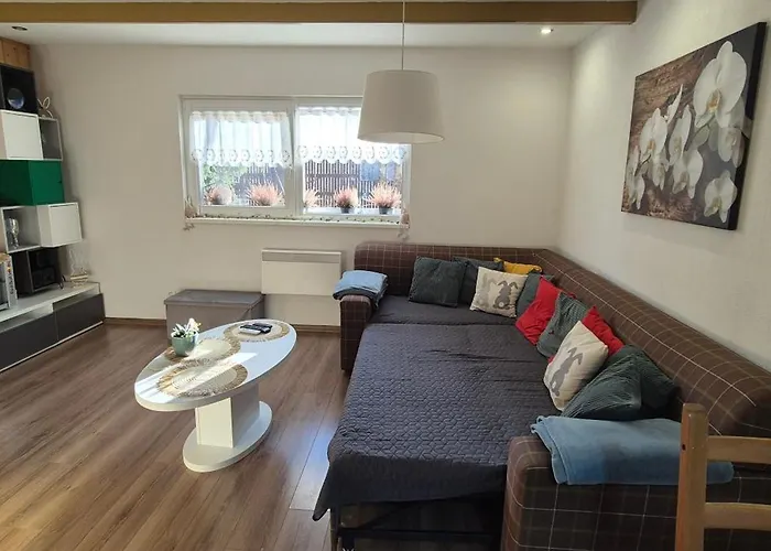 Bubova אתר קמפינג *