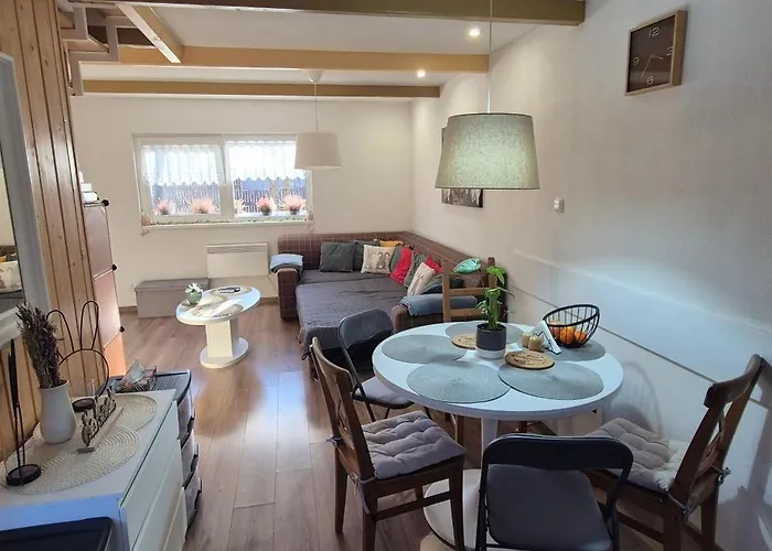 Bubova אתר קמפינג Stará Lesná